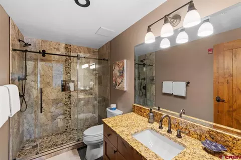 Bath - 14 Hunter Hill Rd #A208, Crested Butte, CO 81225 photo 3 of 4