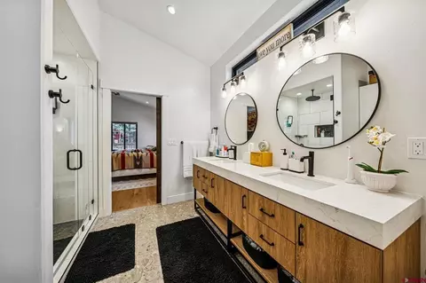 Bath - 220 Edgemont Meadows Rd, Durango, CO 81301 photo 2 of 10