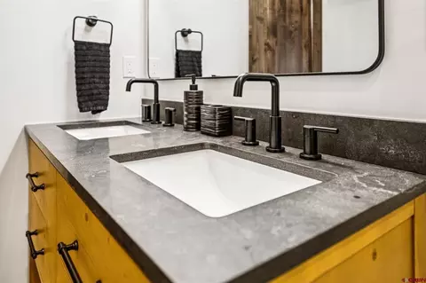 Bath - 220 Edgemont Meadows Rd, Durango, CO 81301 photo 8 of 10