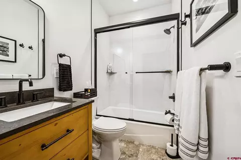 Bath - 220 Edgemont Meadows Rd, Durango, CO 81301 photo 7 of 10