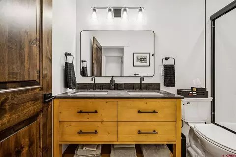 Bath - 220 Edgemont Meadows Rd, Durango, CO 81301 photo 6 of 10