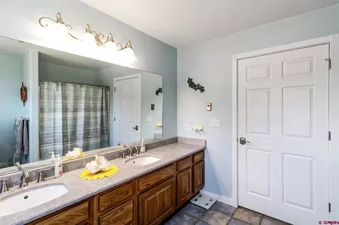 Bath - 17656 2550 Rd, Cedaredge, CO 81413 photo 1 of 5