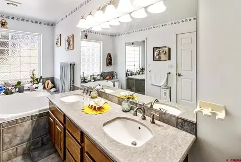 Bath - 17656 2550 Rd, Cedaredge, CO 81413 photo 5 of 5