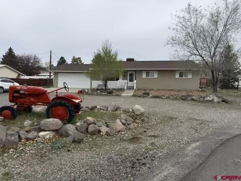 470 NElder Ct, Cedaredge, CO 81413