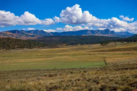 574 Stallion Pl, Pagosa Springs, CO 81147