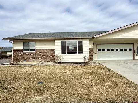 2043 Princeton Way #B, Montrose, CO 81401