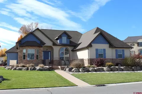 4009 Waterfall Dr, Montrose, CO 81403