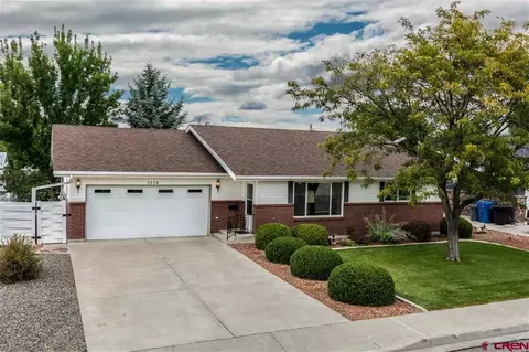 1518 Manchester Dr, Montrose, CO 81401