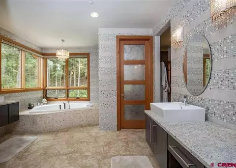 Bath - 192 Tacoma Dr, Durango, CO 81301 photo 1 of 4