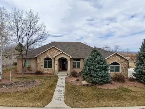 3325 Mahogany Dr, Montrose, CO 81401