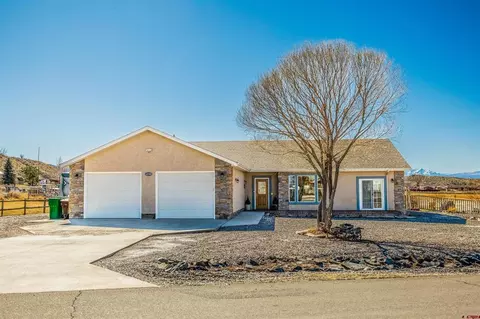 68940 Overland Dr, Montrose, CO 81401