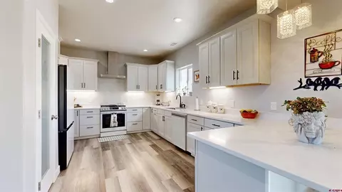 3728 Ruth Ln, Delta, CO 81416