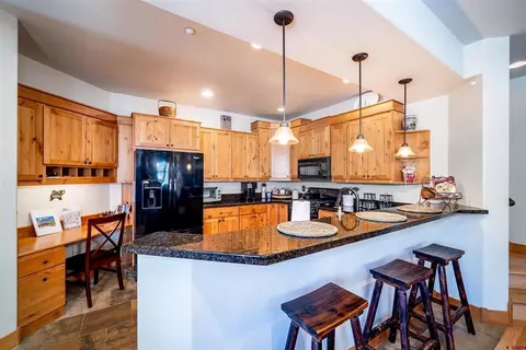 Kitchen - 46 Limestone Ct, Durango, CO 81301 photo 2 of 2