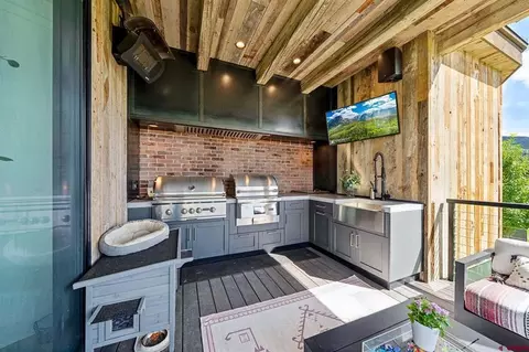 Kitchen - 1701 1729 Cr 250, Durango, CO 81301 photo 2 of 5