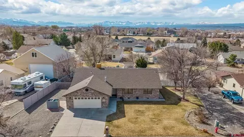 1664 Sneffels St, Montrose, CO 81401
