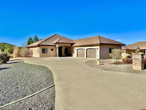 1215 SE Fairway Dr, Cedaredge, CO 81413