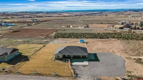 55664 Fuchsia Ln, Olathe, CO 81425