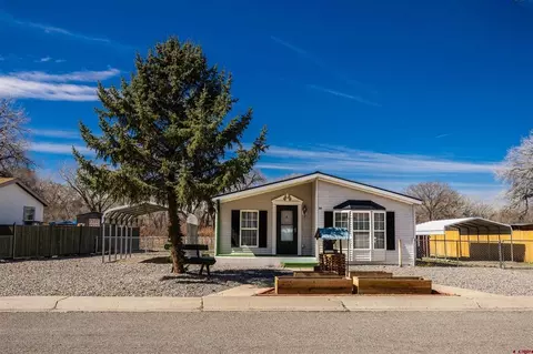 161 Riverside Dr, Olathe, CO 81425