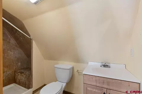 Bath - 22 Aspen Dr, Durango, CO 81301 photo 1 of 2