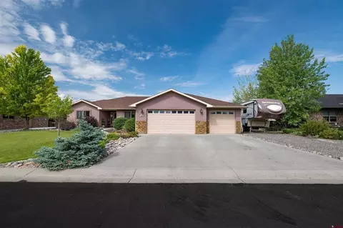 502 Holly Dr, Montrose, CO 81401