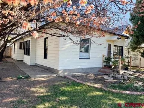 1136 N 1st St, Montrose, CO 81401