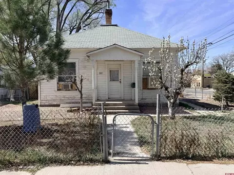 207 Grand Ave, Delta, CO 81416