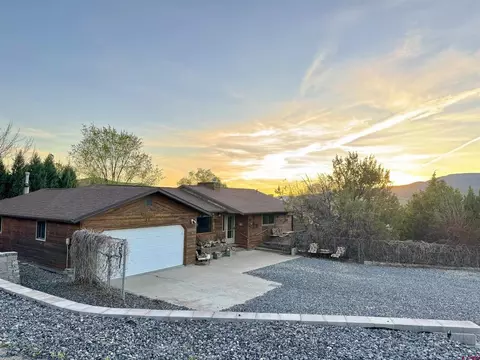 57 Cedar Dr, Paonia, CO 81428