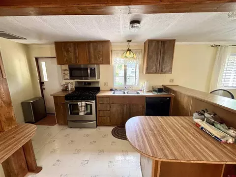 Kitchen - 485 Florida Rd #B8, Durango, CO 81301 photo 1 of 2