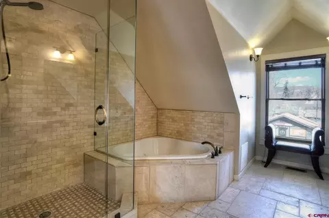 Bath - 270 E College Dr #202, Durango, CO 81301 photo 2 of 4