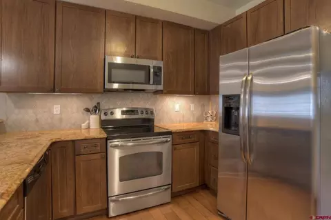 Kitchen - 270 E College Dr #202, Durango, CO 81301 photo 2 of 2