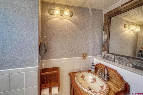 Bath - 741 Wolf Rd, Hartsel, CO 80449 photo 5 of 5