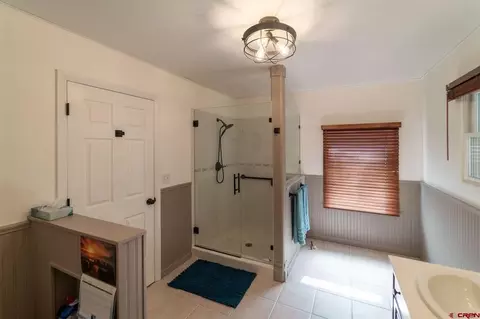 Bath - 34 Crocus Ct, Durango, CO 81301 photo 3 of 4
