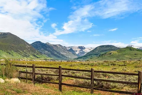 140 Alpine Ct, Crested Butte, CO 81224 photo 6