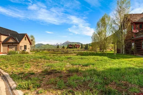 140 Alpine Ct, Crested Butte, CO 81224 photo 2