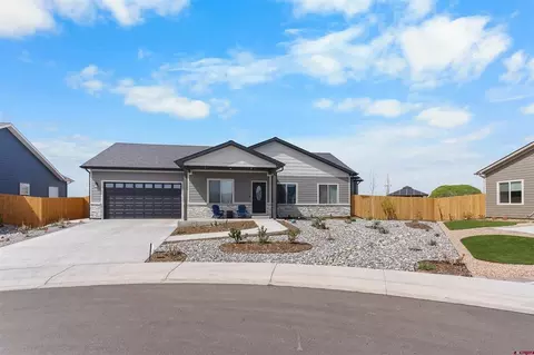 1445 Magpie Gulch St, Montrose, CO 81401