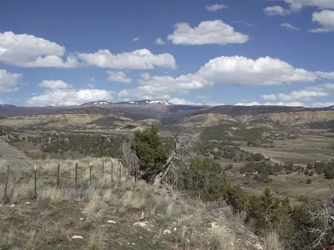 15842 Heavens View Rd, Cedaredge, CO 81416 photo 3