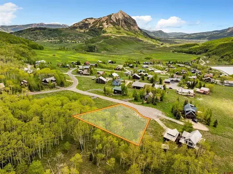 75 Wolverine Cir, Crested Butte, CO 81224