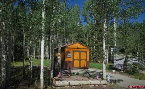 200 Hazel Lake Dr, Cimarron, CO 81220