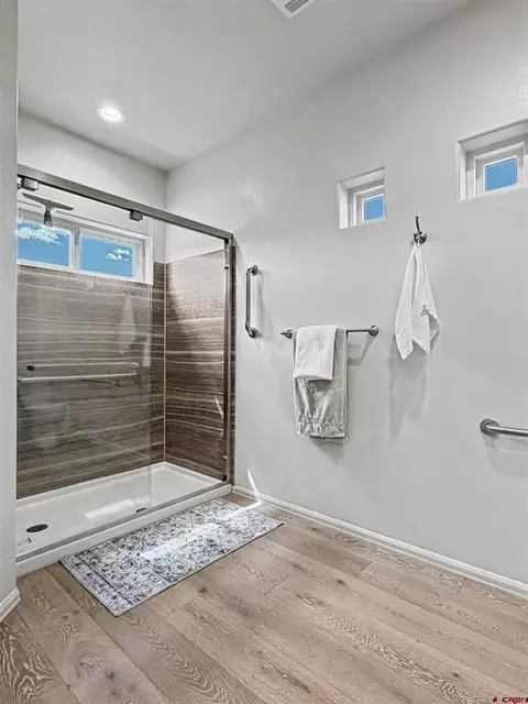 Bath - 1505 SE Stonebridge Dr, Cedaredge, CO 81413 photo 2 of 6