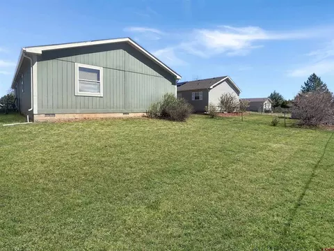 Exterior - 29 E 13th St, Cortez, CO 81321 photo 2 of 3