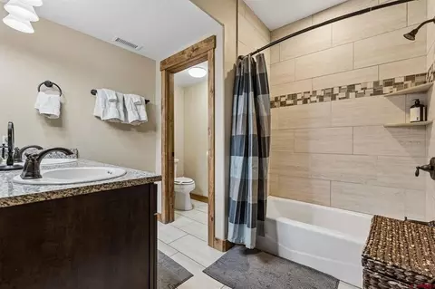 Bath - 768 760 Bardin Dr, Durango, CO 81303 photo 5 of 6