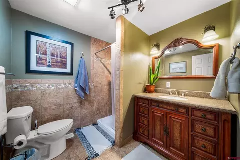 Bath - 685 Fantango Rd, Durango, CO 81301 photo 2 of 3