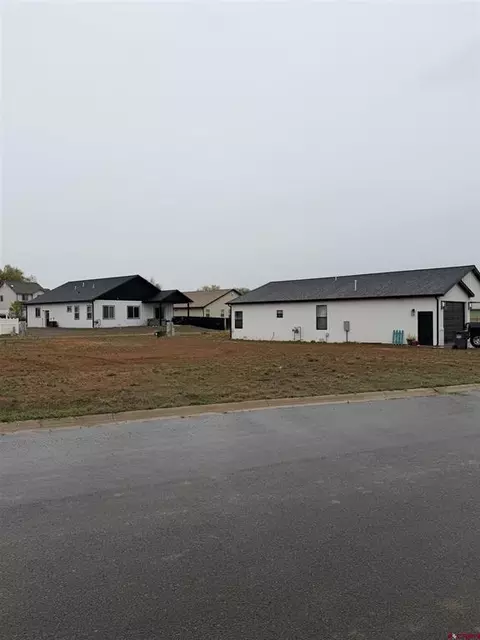 518 Jarrett Ave, Cortez, CO 81321