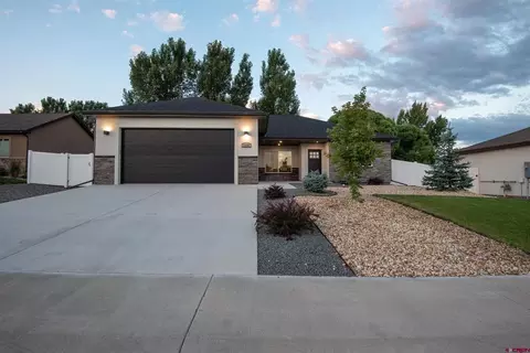 1806 Galaxy Dr, Montrose, CO 81401