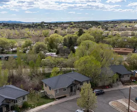811 Olmstead Ln, Bayfield, CO 81122