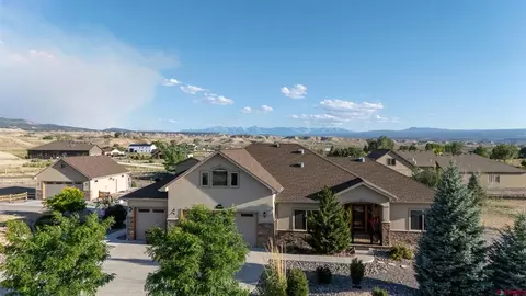 69072 Oak Grove Rd, Montrose, CO 81401