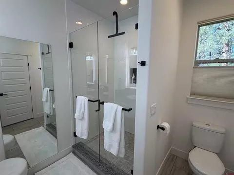 Bath - 115 Big Bend Ct, Durango, CO 81301 photo 2 of 4