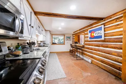 Kitchen - 182 Beaver Cir, Durango, CO 81301 photo 2 of 5