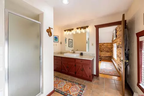 Bath - 182 Beaver Cir, Durango, CO 81301 photo 2 of 5
