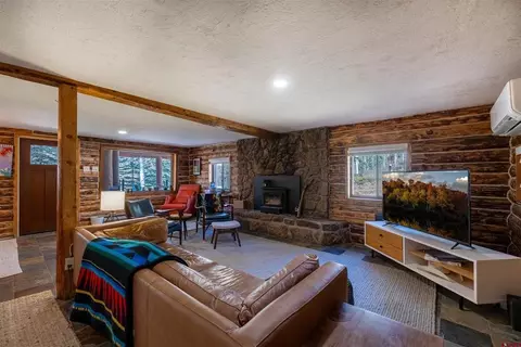 Living - 182 Beaver Cir, Durango, CO 81301 photo 2 of 3